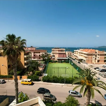Apartament Charming Rina Sea 1 Bedroom Air-con Wifi Sleeps 4 Persons